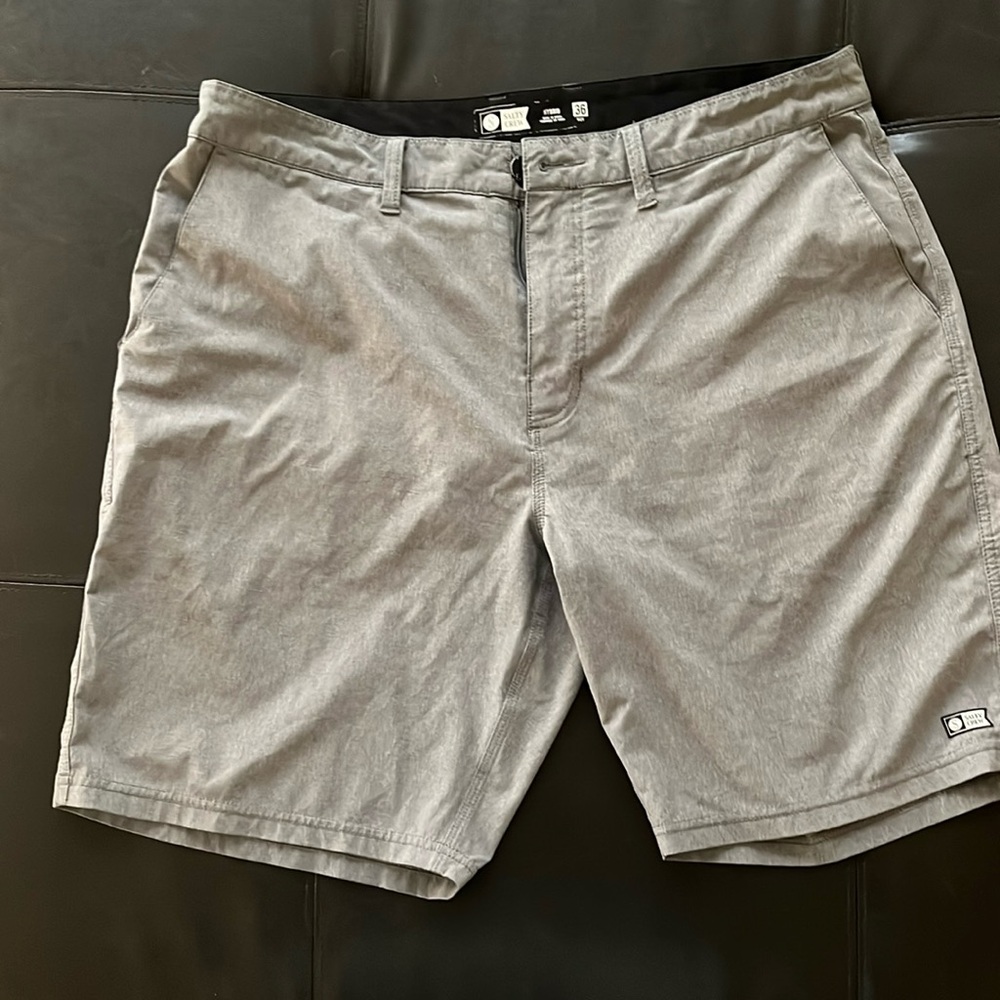 salty crew hybrid grey shorts